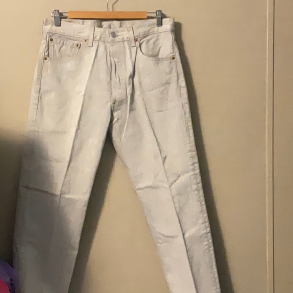 Levi's White Straight Jeans Classic Style